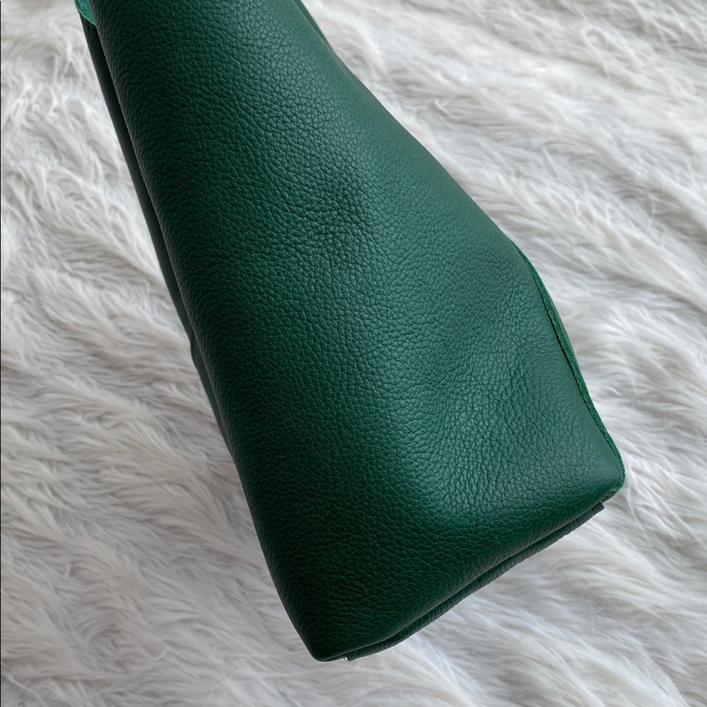 Portland Leather | Naomi Shoulder Bag in Bacalar - Picture 7 of 15